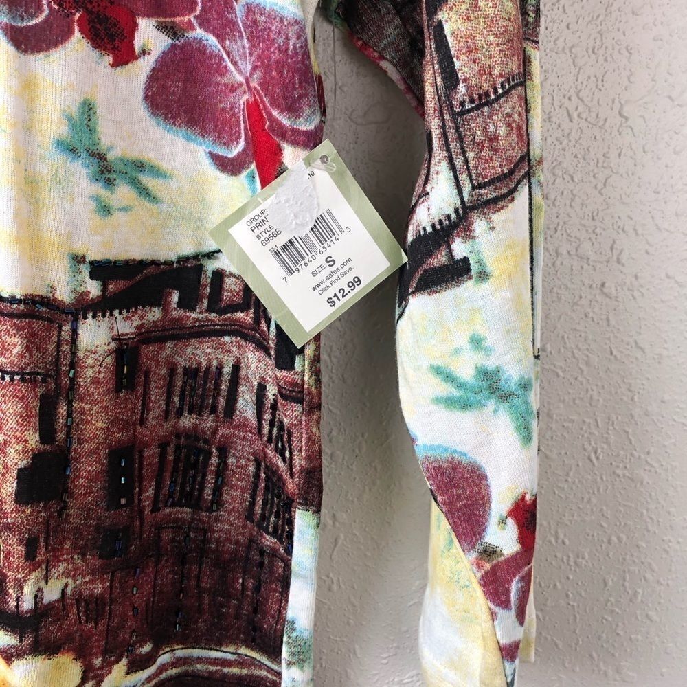 NWT Passports Beaded Top Size Small - Picture 6 of 8